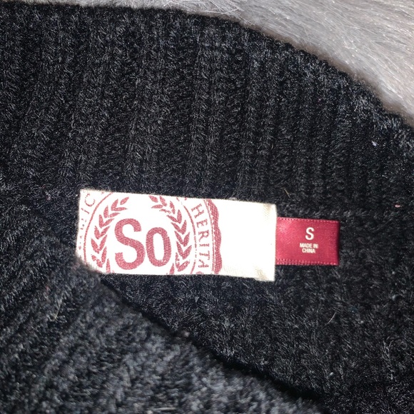 Sweater - Picture 3 of 3